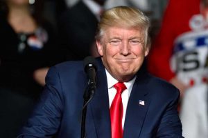 Trump Vows to Take Back House in 2022