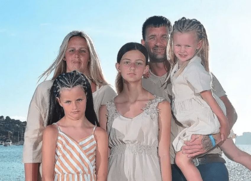 Young Girl lost entire family in tragic accident