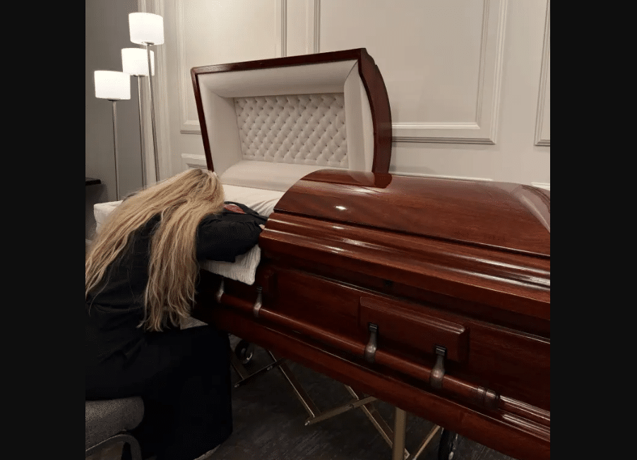 Charlie Kirk's Widow Reveals Personal Secret at Husband's Memorial