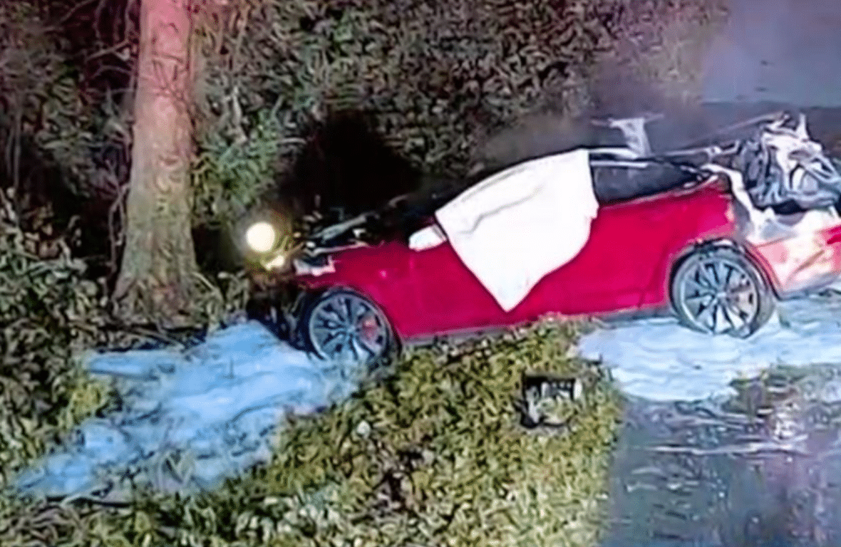 Couple Burned to Death in Crashed Tesla
