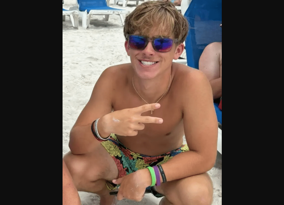 Teen Found Dead Just 3 Hours After Being 'Sextorted'