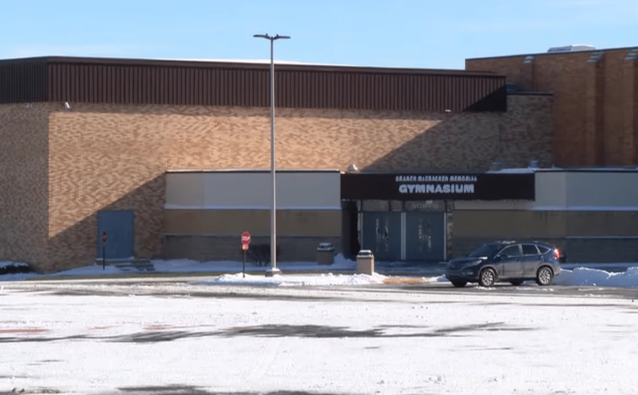 Referee Dies During Girls' Basketball Game