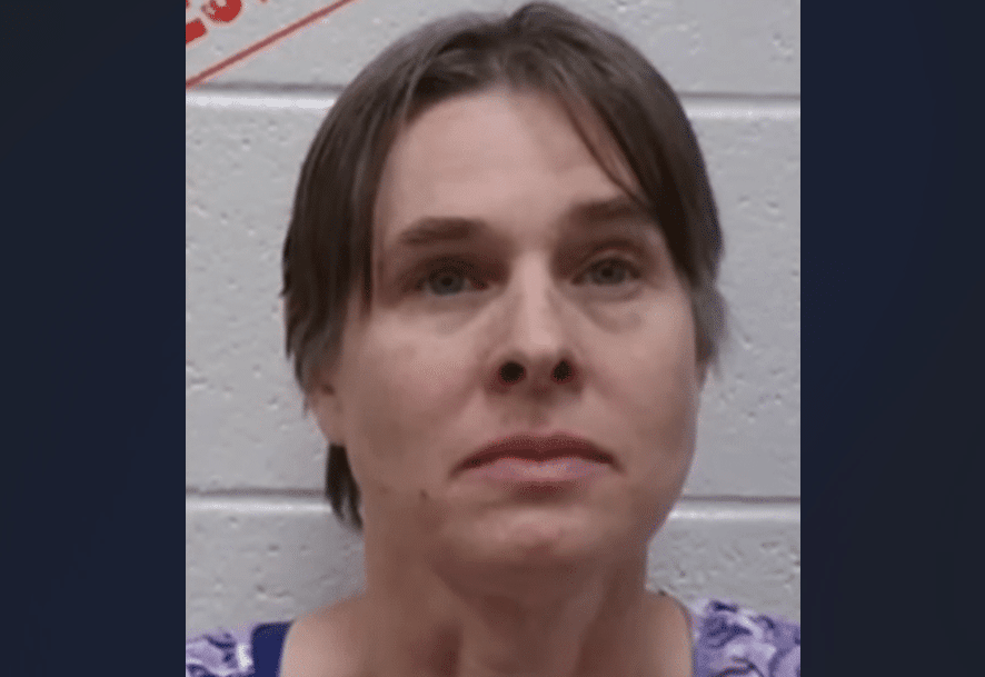 Mother Poisoned Family at Dinner, Killed Daughter