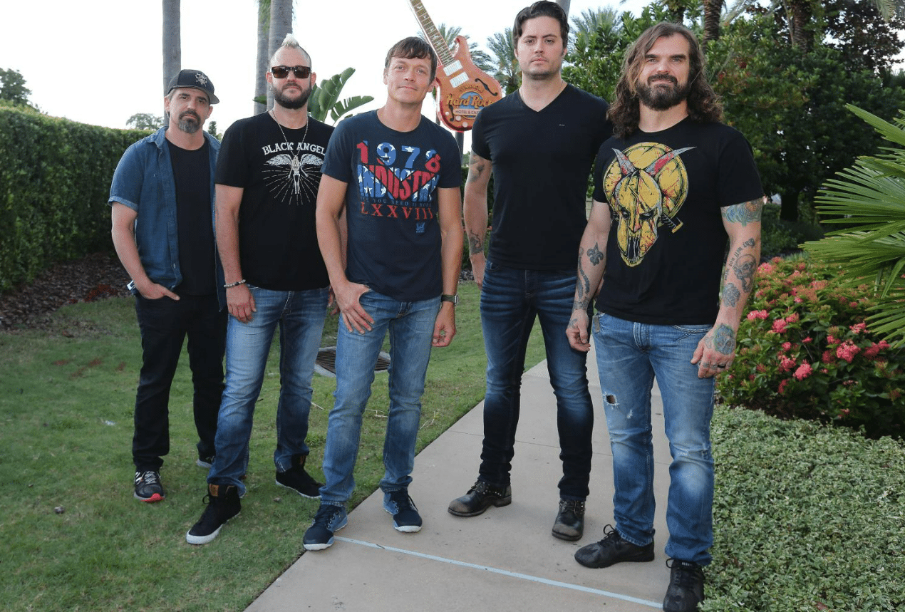 3 Doors Down Lead Singer Dies at Age 47