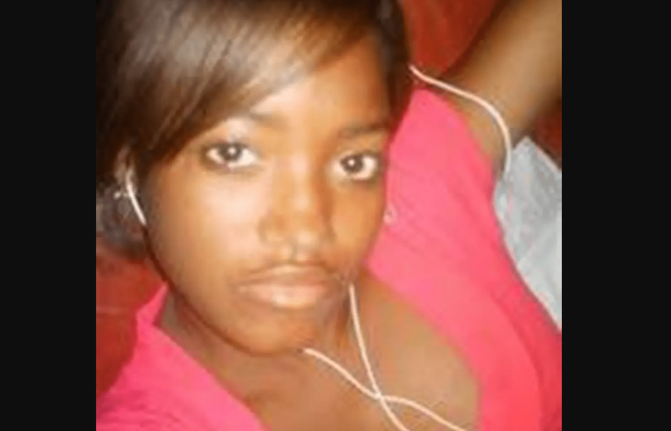 Woman Dies in Courthouse Waiting to See Judge