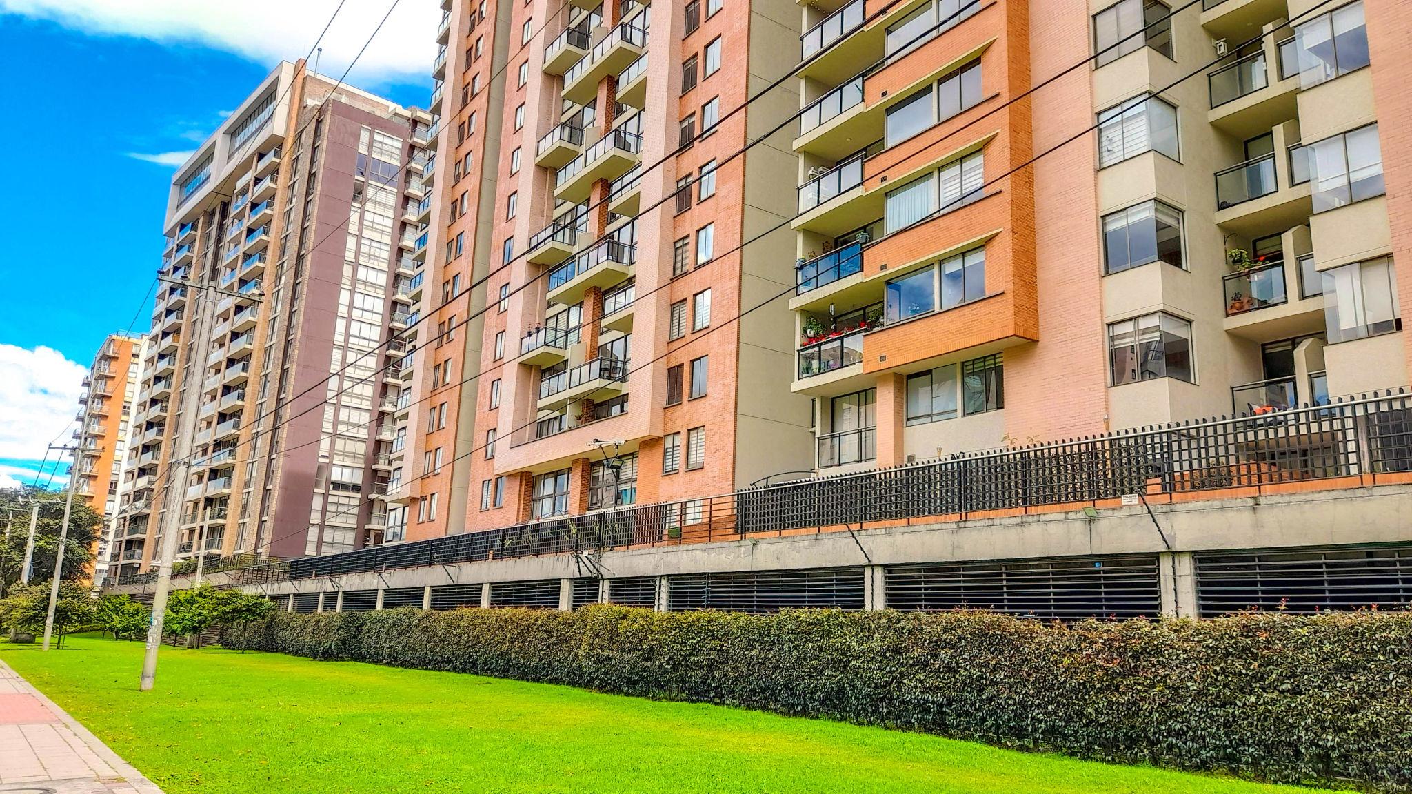 Toddler Survives Terrifying Fall From Fourth-Floor Terrace