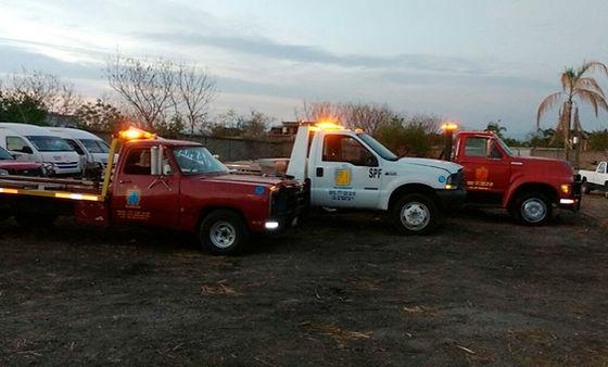 Tow Trucks VIa AI Image