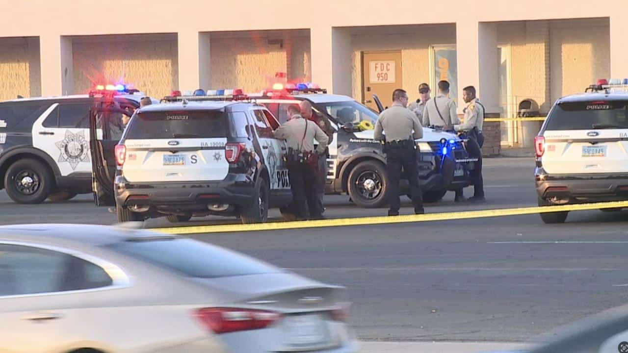 Store Employee Slain at Work in Broad Daylight
