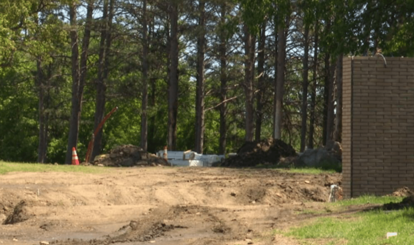 Seven Coffins Found at Governor’s Residence