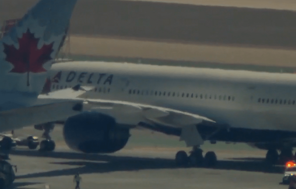 Two Jets Collide at LAX