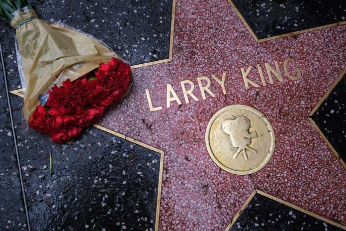 Larry King's Widow Reveals His Cause of Death